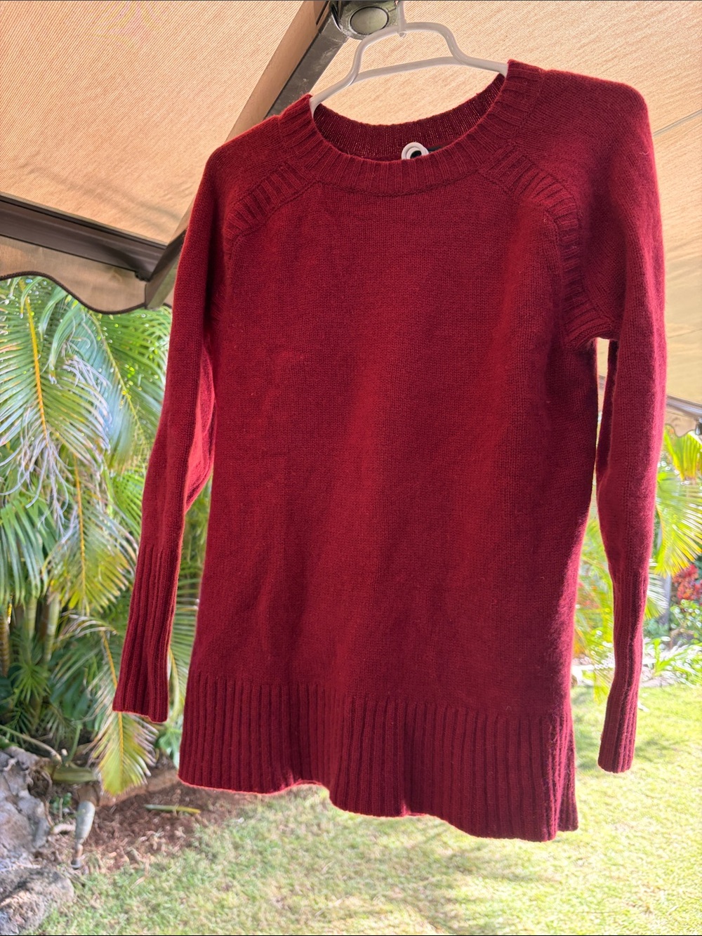 J Crew 100% Cashmere Women’s Crewneck Sweater - Burgundy